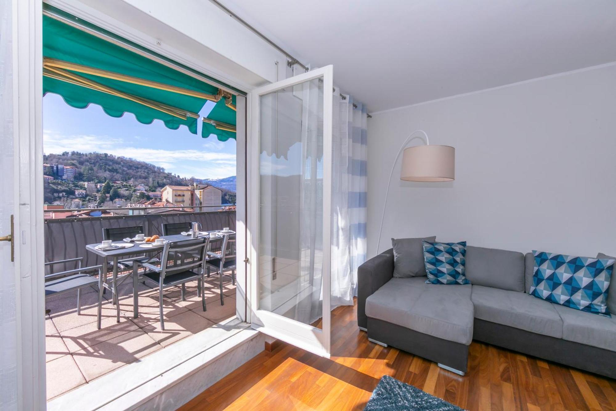 Appartamento Il Golfo Lake View - Happy Rentals Laveno Exterior photo